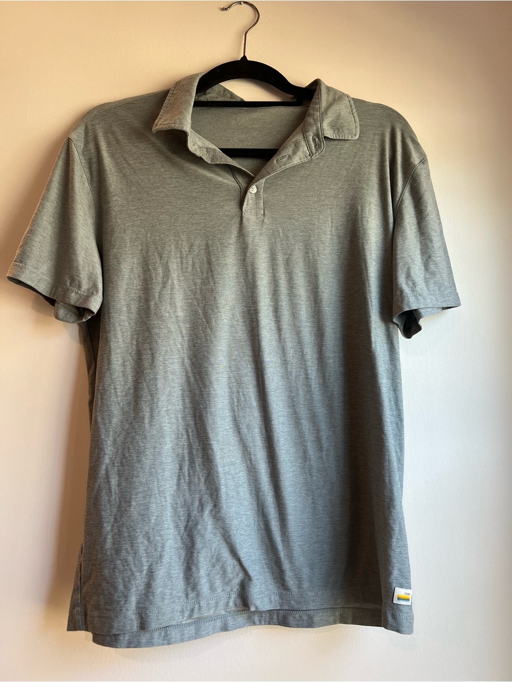 Vuori Men's Short Sleeve Polo in Heather Gray